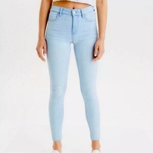 American Eagle Super Soft 360 Stretch Jegging Light Wash 8 Long